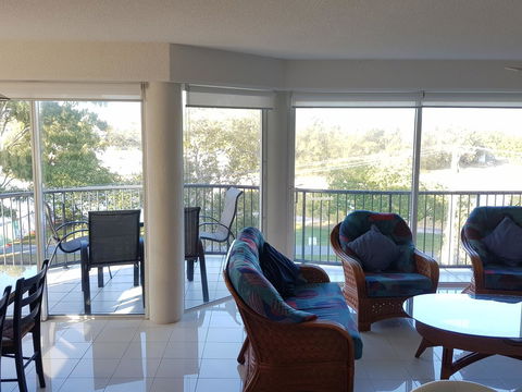 Excellsior Apartments - Hervey Bay Accommodation 22