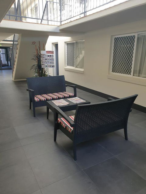 Southport Motel & Apartments - Tourism Hervey Bay 4