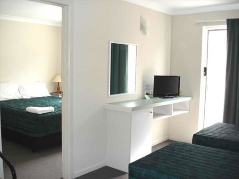 Southport Motel & Apartments - Tourism Hervey Bay 23