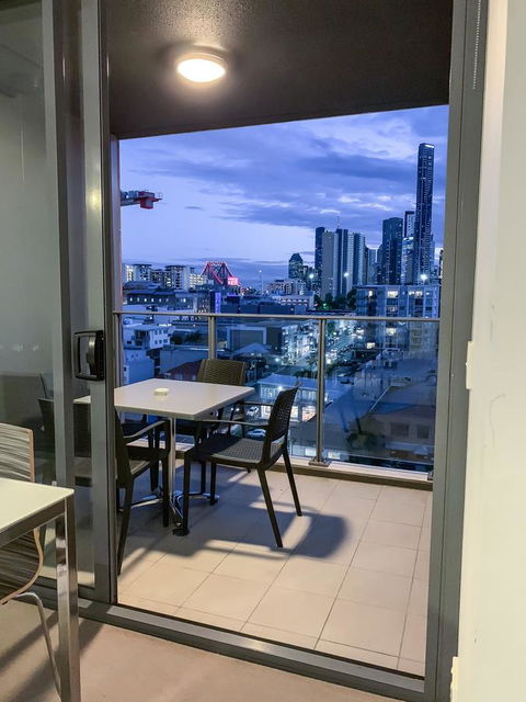 M&A Apartments - Tourism Hervey Bay 9
