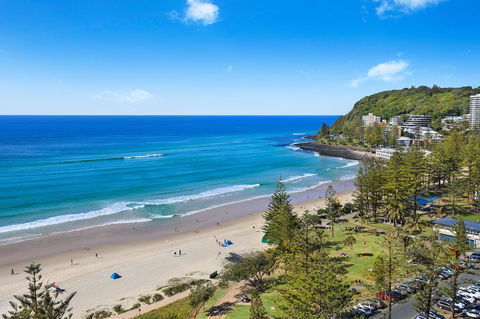 Pacific Regis Beachfront Holiday Apartments - Tourism Hervey Bay 0