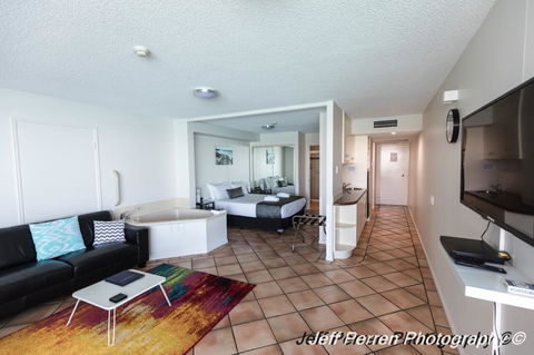 La Promenade - Hervey Bay Accommodation 28