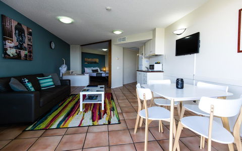 La Promenade - Hervey Bay Accommodation 24