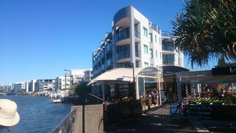 La Promenade - Hervey Bay Accommodation 0