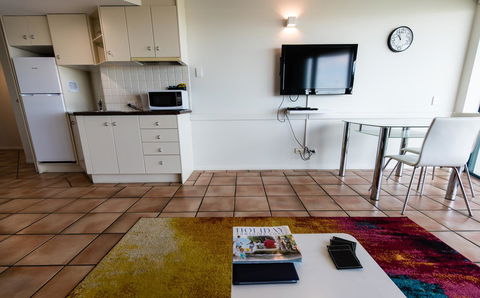 La Promenade - Hervey Bay Accommodation 9