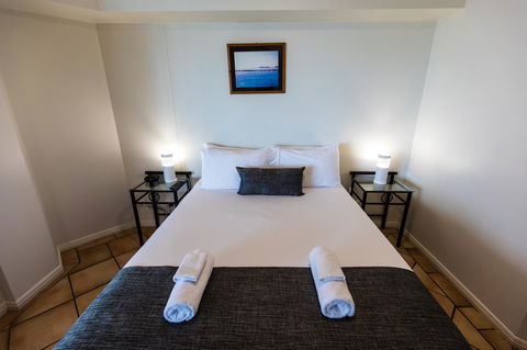 La Promenade - Hervey Bay Accommodation 6