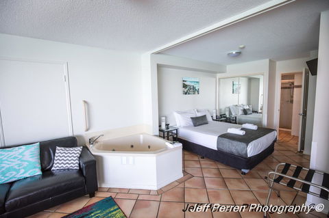 La Promenade - Hervey Bay Accommodation 29