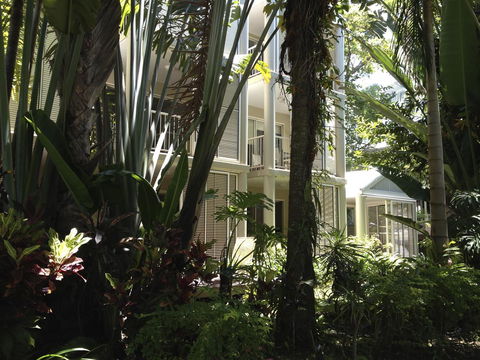 Port Douglas Apartments - Adults Only Oasis - Hervey Bay Accommodation 40