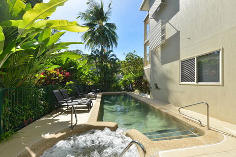 Port Douglas Apartments - Adults Only Oasis - Hervey Bay Accommodation 22