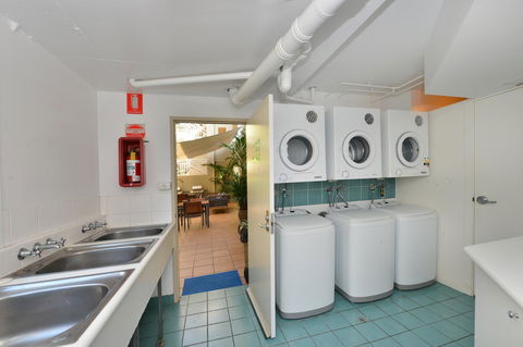 Port Douglas Apartments - Adults Only Oasis - Hervey Bay Accommodation 24