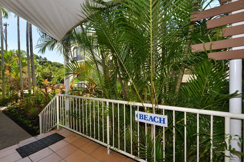 Port Douglas Apartments - Adults Only Oasis - Hervey Bay Accommodation 26