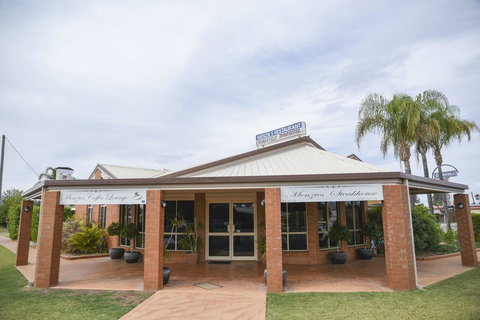 Charleville Motel - Hervey Bay Accommodation 0