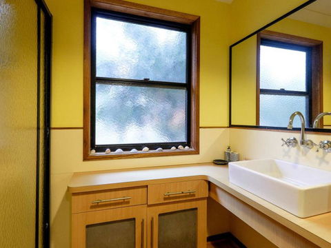 Five Bimba (Tractor House) - Hervey Bay Accommodation 14
