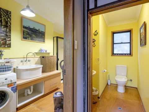 Five Bimba (Tractor House) - Hervey Bay Accommodation 15