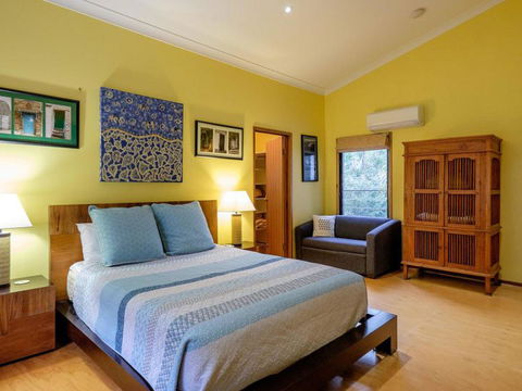 Five Bimba (Tractor House) - Hervey Bay Accommodation 6