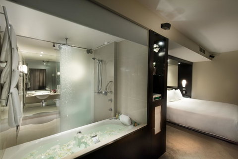 Hilton Cairns - Hervey Bay Accommodation 19