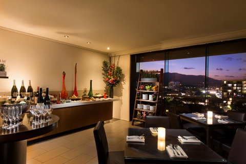 Hilton Cairns - Hervey Bay Accommodation 35