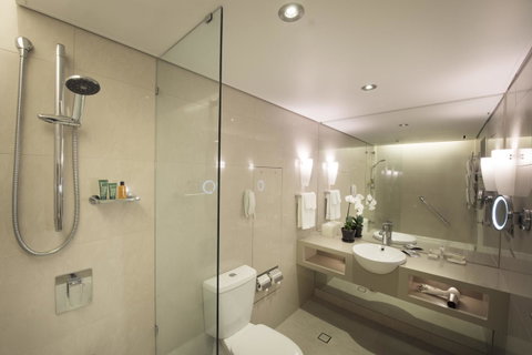 Hilton Cairns - Hervey Bay Accommodation 16