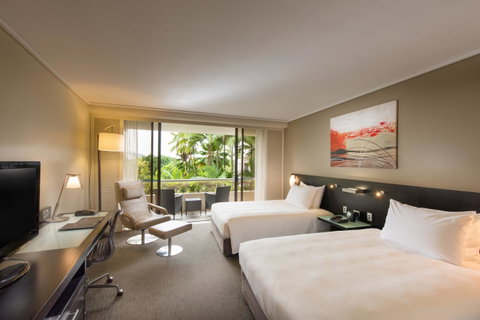 Hilton Cairns - Hervey Bay Accommodation 8