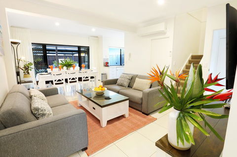 Lotus Retreat - Hervey Bay Accommodation 0