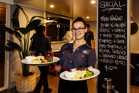 Shamrock Gardens Motel - Hervey Bay Accommodation 8