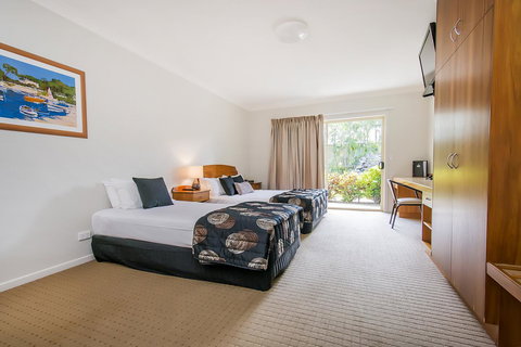 Shamrock Gardens Motel - Hervey Bay Accommodation 12