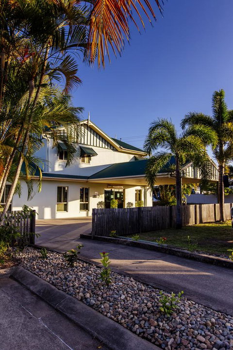Shamrock Gardens Motel - Hervey Bay Accommodation 0