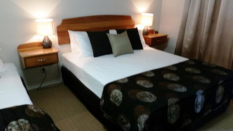 Shamrock Gardens Motel - Hervey Bay Accommodation 13