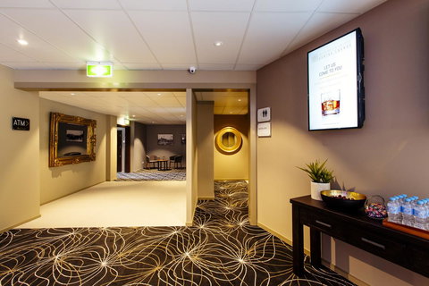 Shamrock Gardens Motel - Hervey Bay Accommodation 9