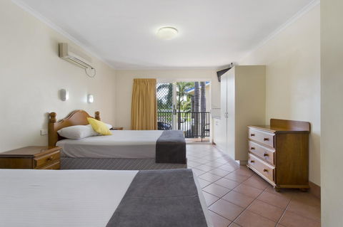Glenmore Tavern - Hervey Bay Accommodation 1