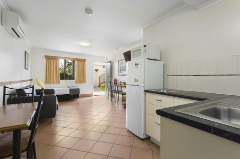 Glenmore Tavern - Hervey Bay Accommodation 2