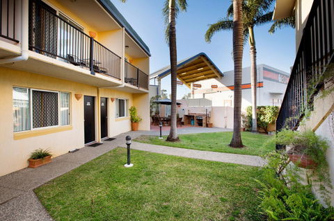 Glenmore Tavern - Hervey Bay Accommodation 9