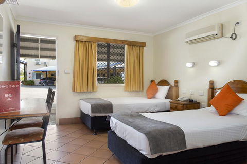 Glenmore Tavern - Hervey Bay Accommodation 11