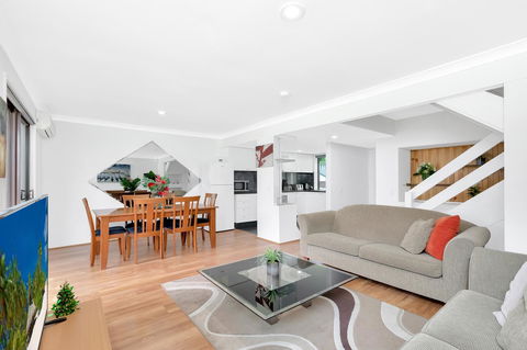 Fountain View Estate - We Accommodate - Tourism Hervey Bay 8