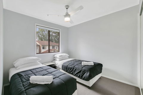 Fountain View Estate - We Accommodate - Tourism Hervey Bay 12