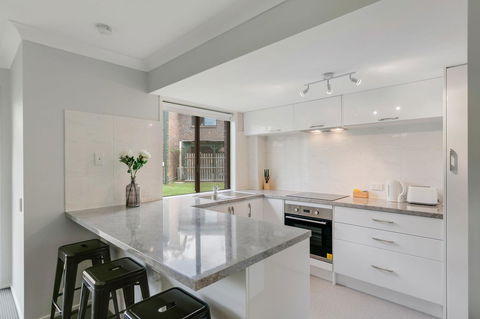 Fountain View Estate - We Accommodate - Tourism Hervey Bay 13