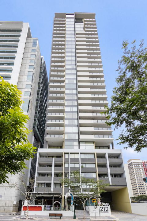 Apartments @ 212 Margaret - Tourism Hervey Bay 0