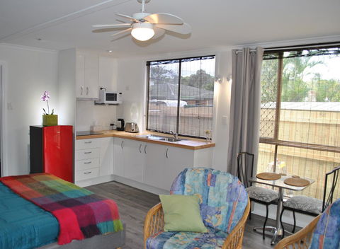 Driftwood Lodge - Hervey Bay Accommodation 0