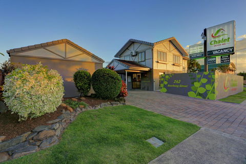 Chalet Motor Inn - Hervey Bay Accommodation 5