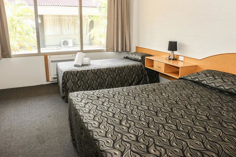 Salisbury Hotel Motel - Hervey Bay Accommodation 17