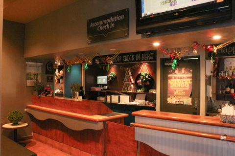 Salisbury Hotel Motel - Hervey Bay Accommodation 2