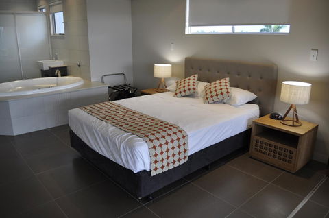 Hinchinbrook Holiday Apartments - Hervey Bay Accommodation 43
