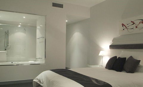 Hinchinbrook Holiday Apartments - Hervey Bay Accommodation 7