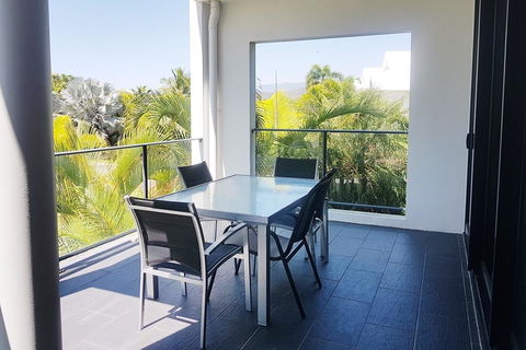 Hinchinbrook Holiday Apartments - Hervey Bay Accommodation 1