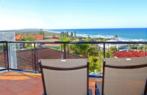 Unit 8 Bronte Of Coolum - Hervey Bay Accommodation 0