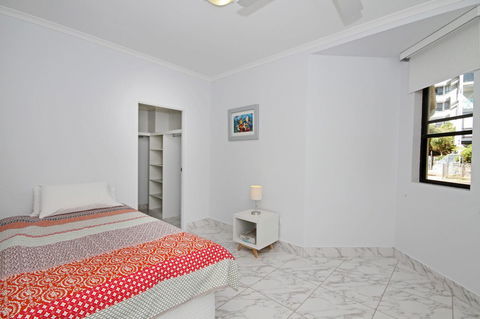 Unit 8 Bronte Of Coolum - Hervey Bay Accommodation 5