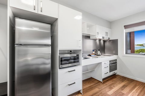 Essence Apartments Chermside - Hervey Bay Accommodation 7