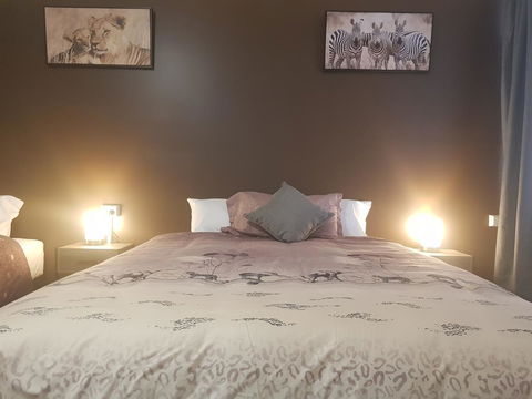 The Q Motel Rockhampton - Hervey Bay Accommodation 3