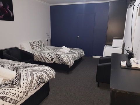 The Q Motel Rockhampton - Hervey Bay Accommodation 23
