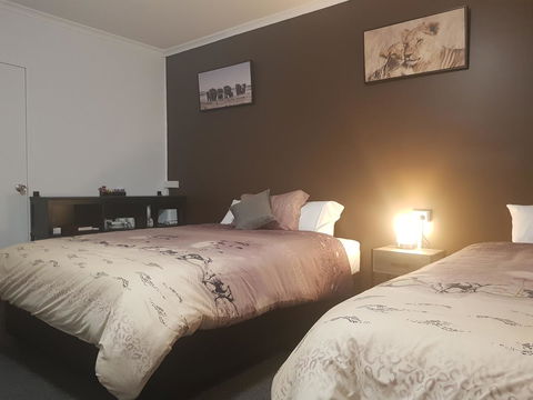 The Q Motel Rockhampton - Hervey Bay Accommodation 4